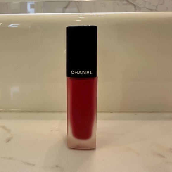 Chanel Deluxe liquor Lip Color 172 - Picture 1 of 4